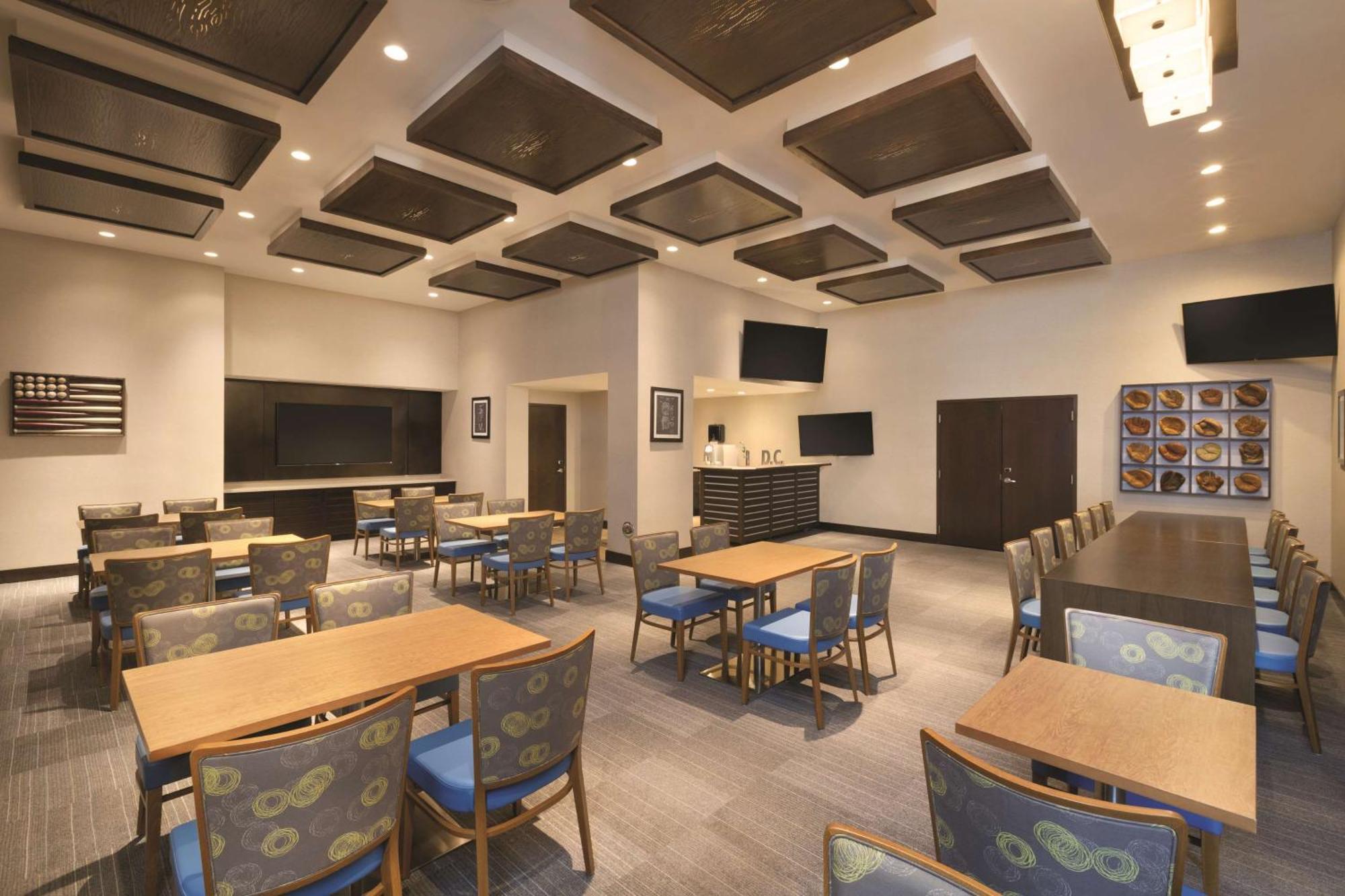 Hampton Inn & Suites Washington, D.C. - Navy Yard Ngoại thất bức ảnh